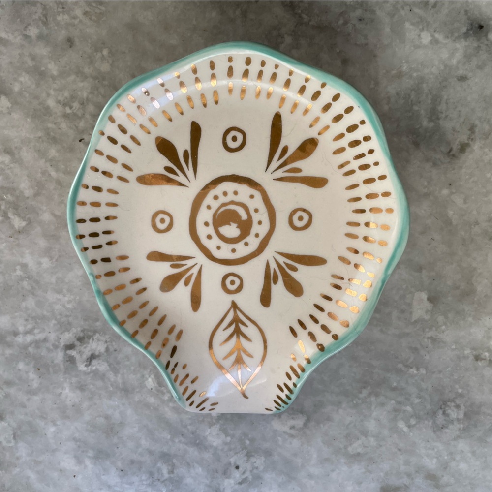 Francesca’s Spoon Rest - Picture 5 of 11